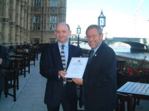 10-04-2004 16-32-39 4134