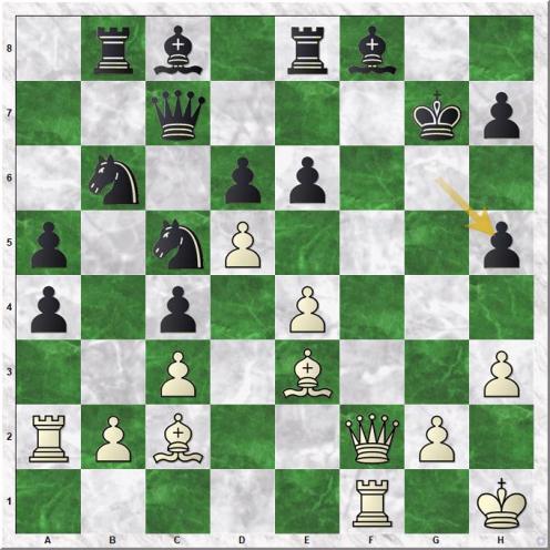 Hou Yifan - Jackson James P (31...gxh5)